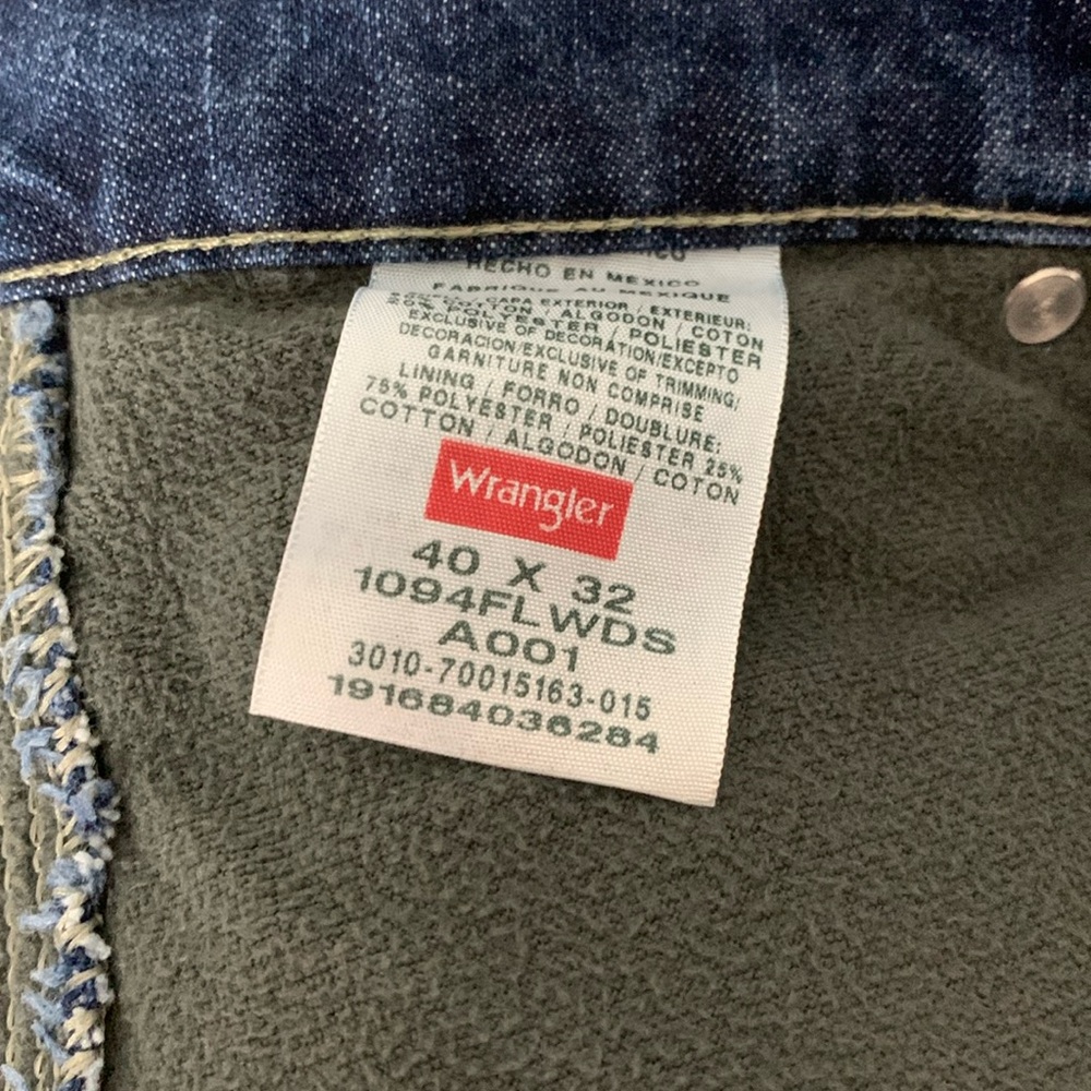 Wrangler Fleece Lined Denim Cargo Jeans Sz 40 x 33